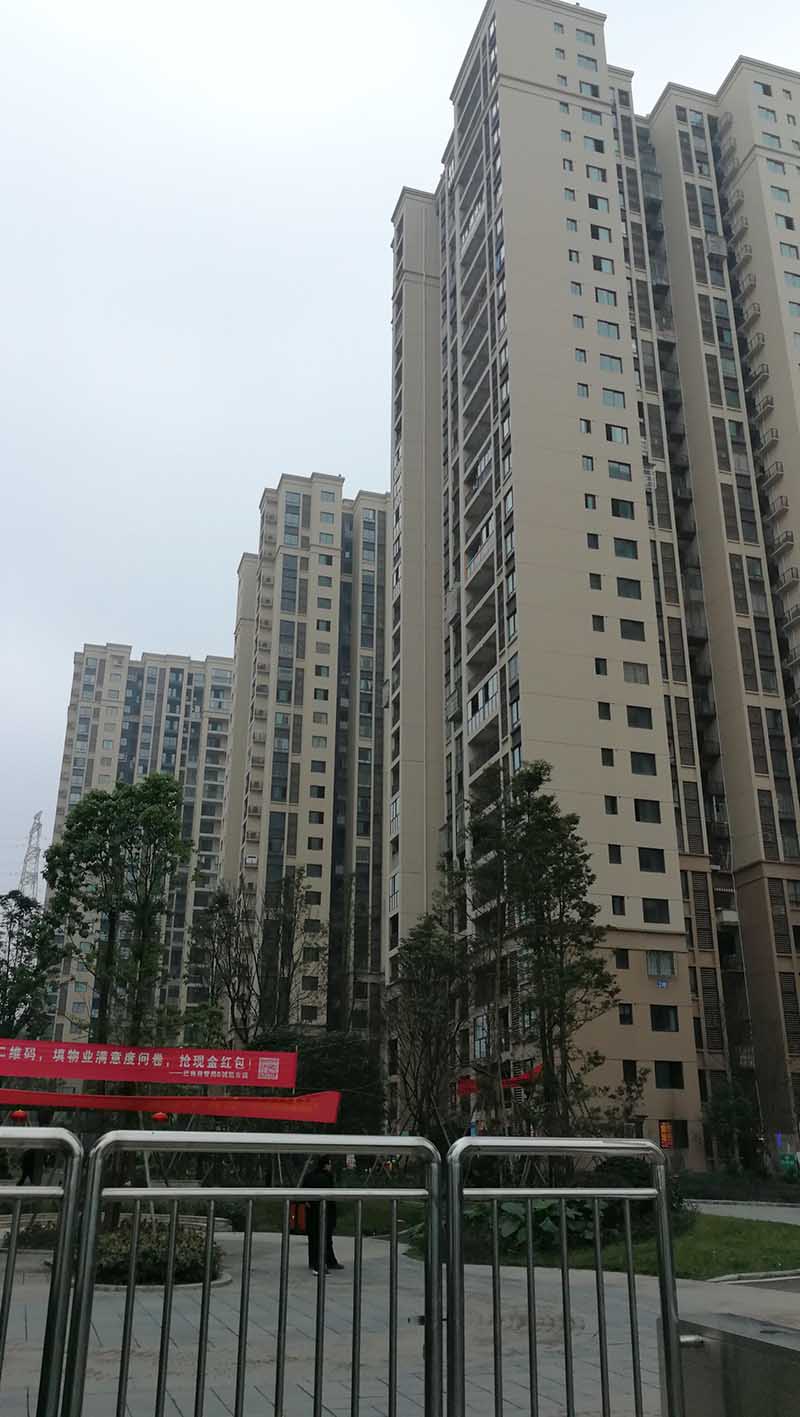 ���̰���